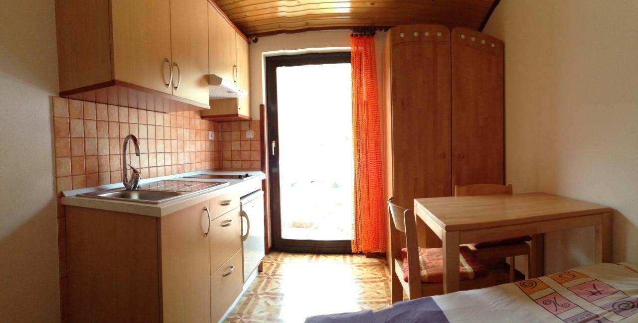 Apartmani Lisac 巴斯卡 外观 照片