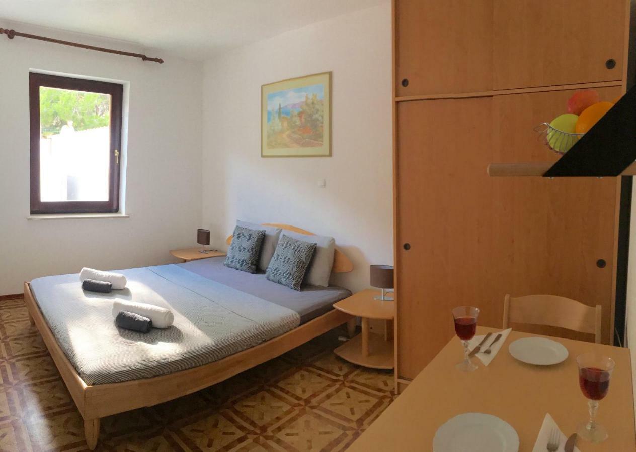 Apartmani Lisac 巴斯卡 外观 照片